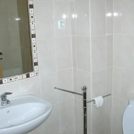 2 Bedroom 5 Min From Falesia And Close To Center B Apartamento