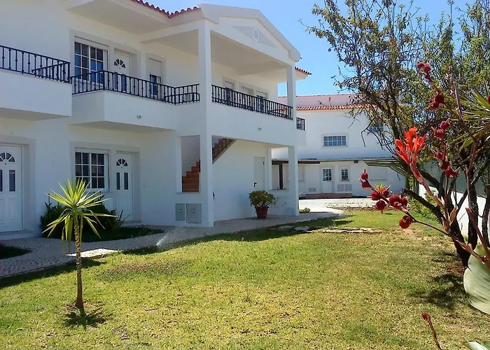 2 Bedroom 5 Min From Falesia And Close To Center B Албуфейра