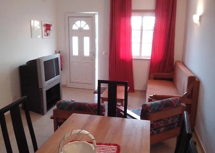 2 Bedroom 5 Min From Falesia And Close To Center B * Албуфейра