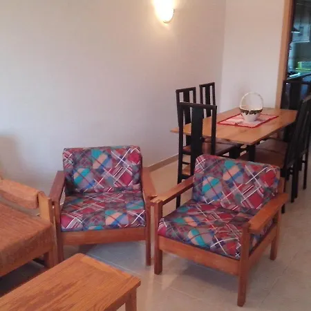 2 Bedroom 5 Min From Falesia And Close To Center B アルブフェイラ