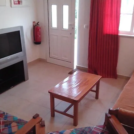 Apartamento 2 Bedroom 5 Min From Falesia And Close To Center B Albufeira