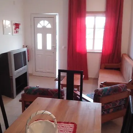 2 Bedroom 5 Min From Falesia And Close To Center B * アルブフェイラ